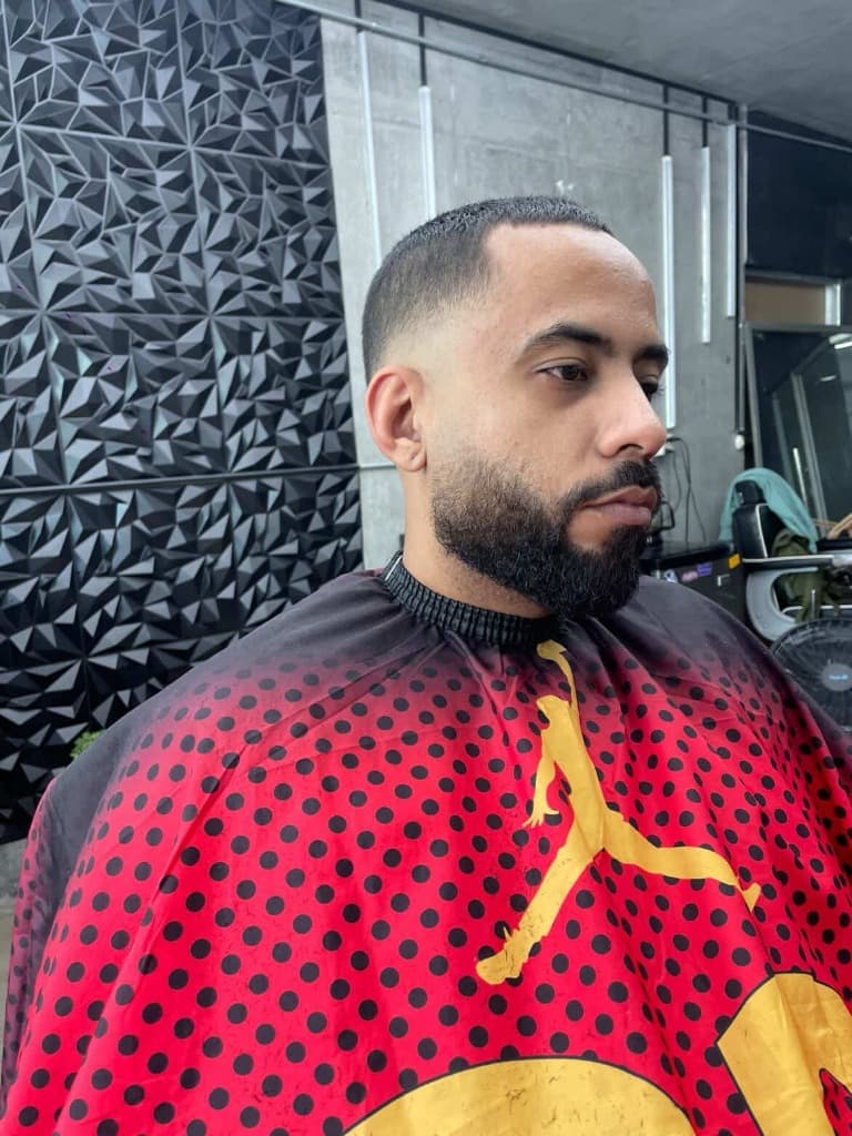 Clandestino Atmosphere 11